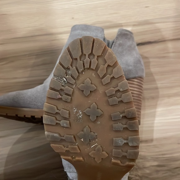 Lucky Brand Boots - Picture 4 of 4